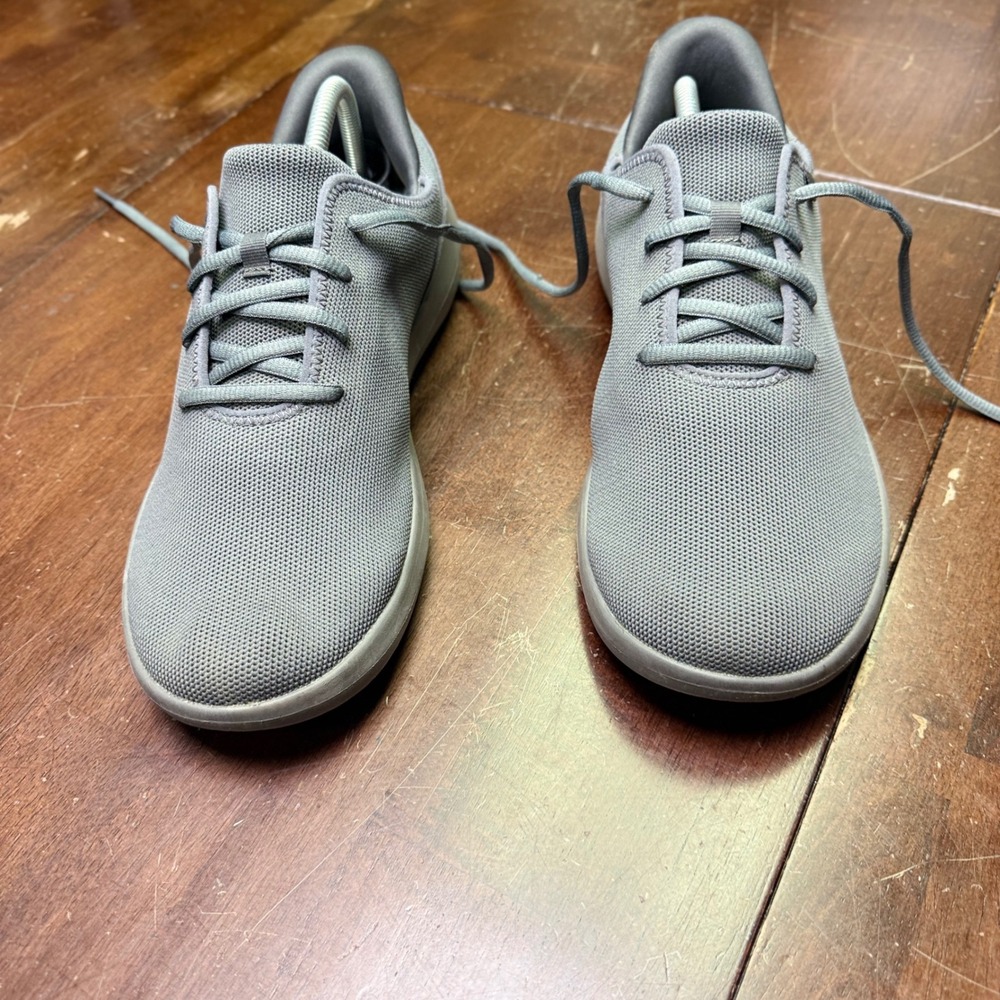 Kizik Madrid Eco Sneaker Mens 10.5 Grey Hands Free Slip On DMADGT03-1D - Picture 4 of 9